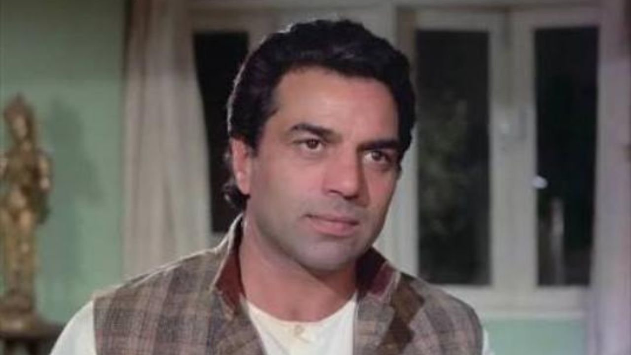 Dharmendra: हसी से भरी कॉमेडी फिल्म चुपके चुपके में धर्मेंद्र को कैसे मिला काम जानिए पूरी कहानी